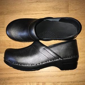 Sanita Clogs Size 41